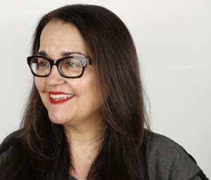 Headshot of Laurie Woolery